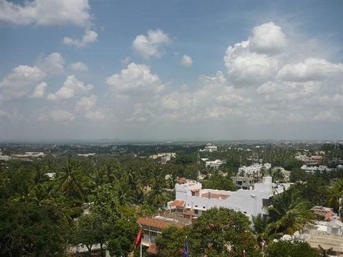 Hotel Paradise - Mysore Dasaprakash Group Экстерьер фото