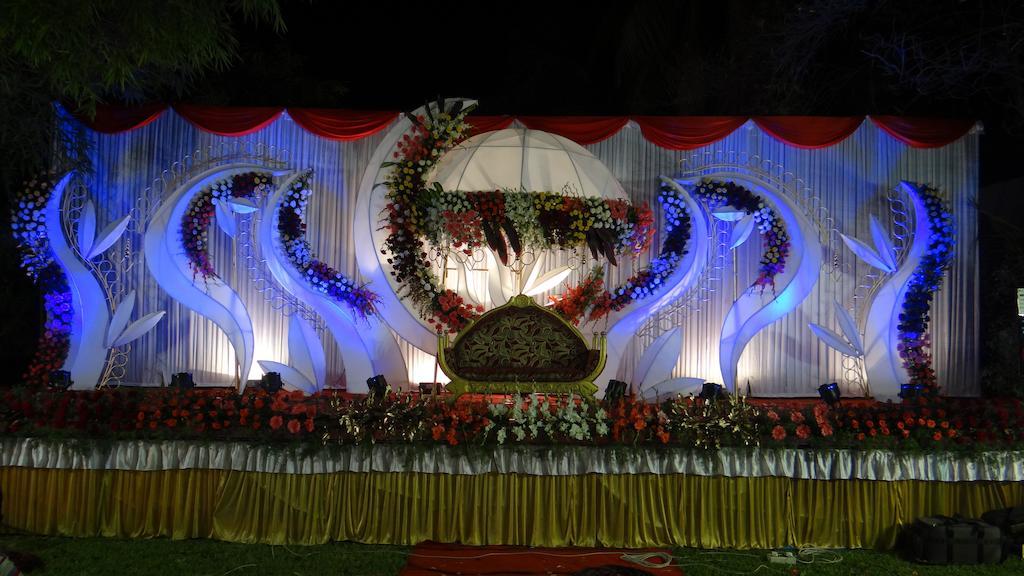 Hotel Paradise - Mysore Dasaprakash Group Экстерьер фото
