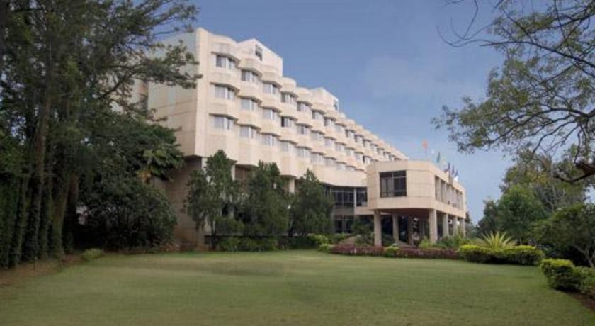 Hotel Paradise - Mysore Dasaprakash Group Экстерьер фото