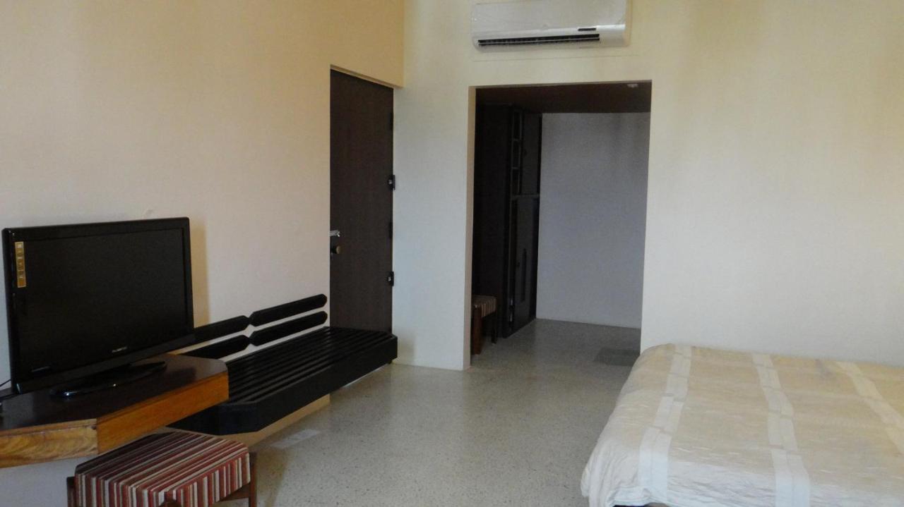 Hotel Paradise - Mysore Dasaprakash Group Экстерьер фото